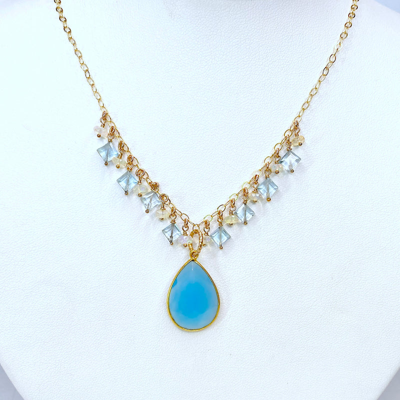 Sophie necklace - Chalcedony